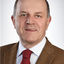 >Dr. med. Hans Groth, MBA
